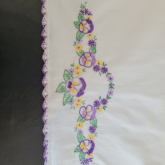 Handmade Crochet pillowcases - Picture 4 of 6